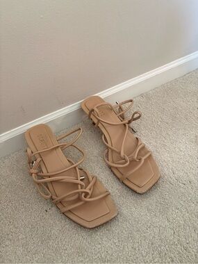 SCHUTZ Nude/Tan Strappy Square-Toe Slide Sandals